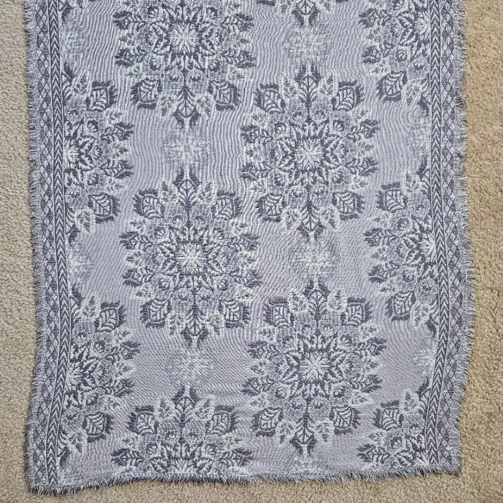J. Jill Jacquard Snowflake Scarf Grey Onyx